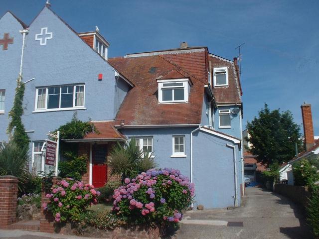 Guy's Cliffe well equipped self catering accommodation for holiday accommodation in apartments & flats in  Paignton, The English Riviera, South Devon